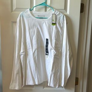 White Long Sleeve Tees Casual Soft Fabric Relaxed Fit